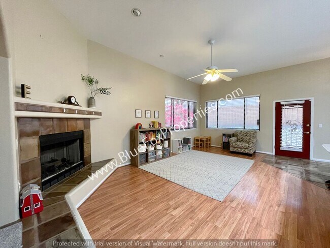 Building Photo - 5449 N Cres Ridge Dr