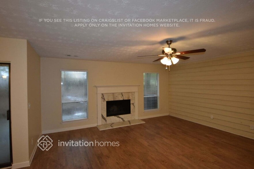 Building Photo - 1163 Sandalwood Dr