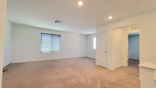 Building Photo - TESORA PAHRUMP - E. Summit Avenue