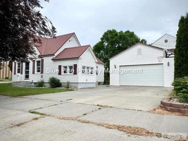 Building Photo - 309 S Milton Ave