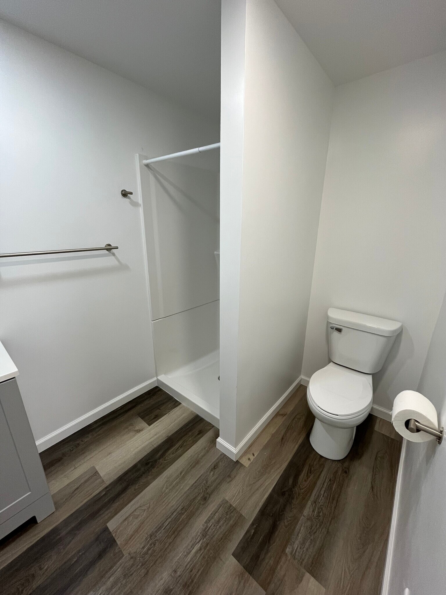 Building Photo - 112 E Young St