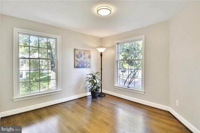 Building Photo - 5330 36th St N