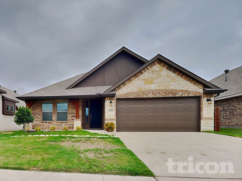 Building Photo - 2536 Old Buck Dr