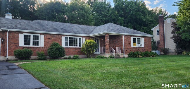 Building Photo - 145 Natsisky Farm Rd