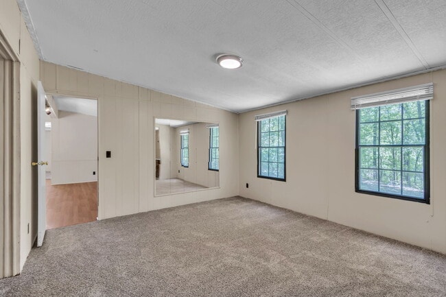 Building Photo - 234 Mill Pond Rd