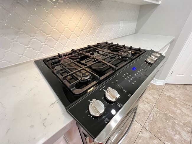 Building Photo - 3207 Ivy Bend Dr