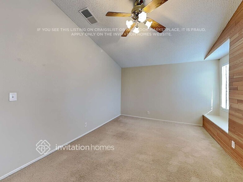 Building Photo - 40527 Nido Ct