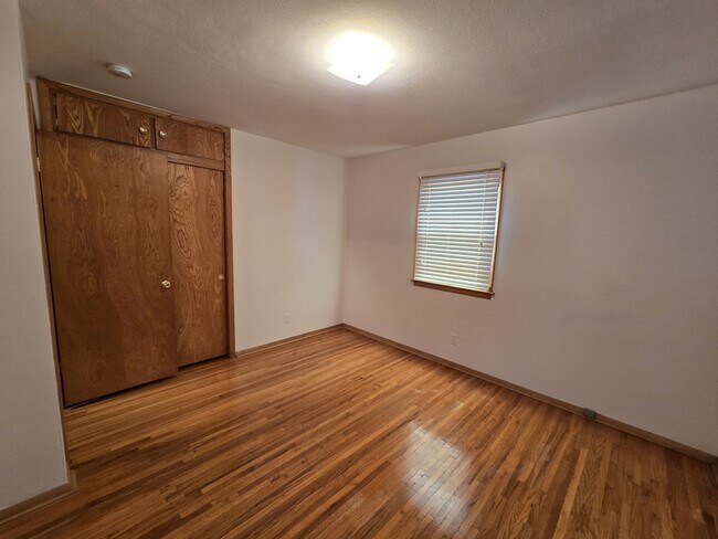 Building Photo - 3502 Veralta Dr