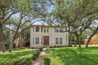 Building Photo - 9401 Caracas Dr