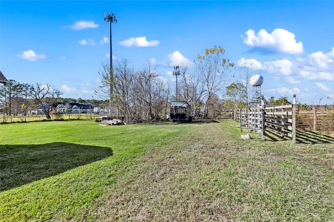 Building Photo - 1407 Bess Rd