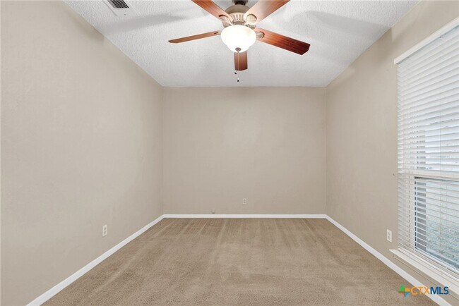 Building Photo - 1108 Houston St