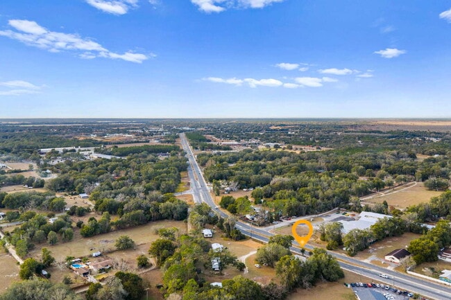 Building Photo - Spacious and Affordable 2BR, 1BA Available now in SE!