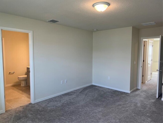 Building Photo - 2007 Alluring Ln