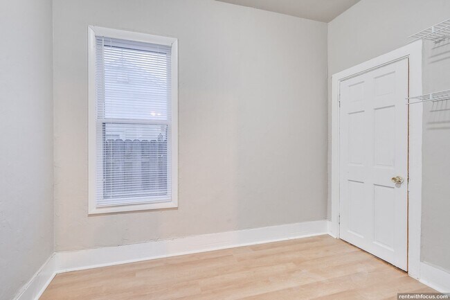 Building Photo - 645 5th St