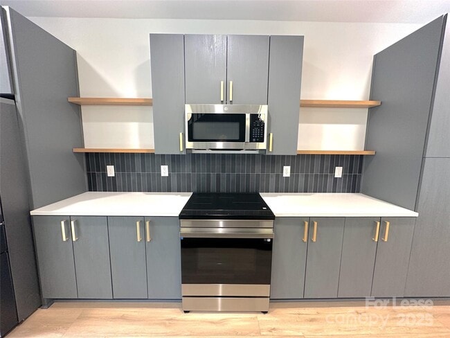 Building Photo - 1358 Briar Creek Rd