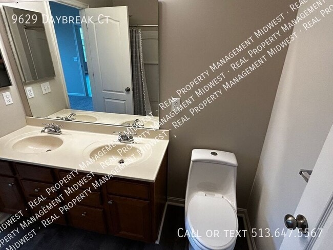 Building Photo - 9629 Daybreak Ct