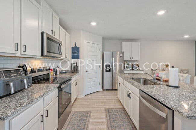 Building Photo - 863 Otto Loop