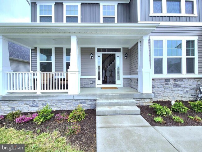 Building Photo - 110 Bentpath Ct
