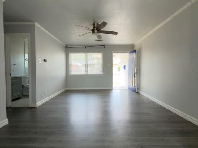 Building Photo - 9122 Clearwater Dr