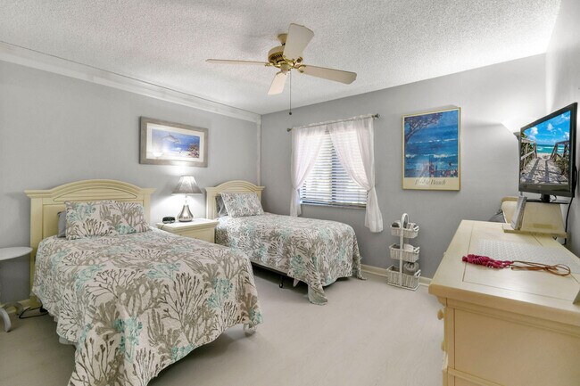 Building Photo - 601 Seafarer Cir