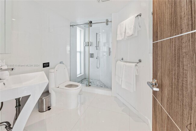 Building Photo - TREASURE ISLAND