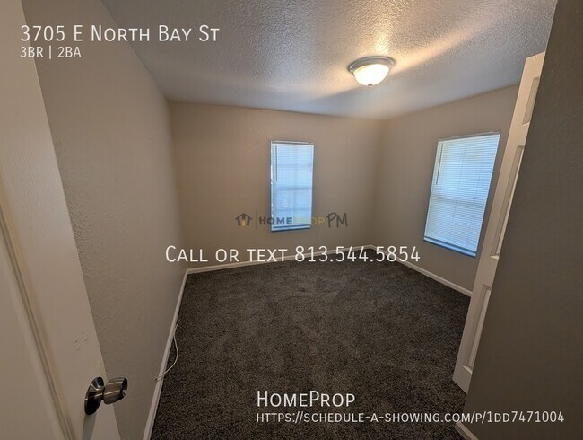 Building Photo - 3705 E North Bay St