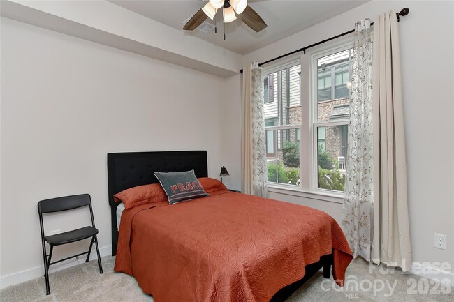 Building Photo - 421 Spearfield Ln