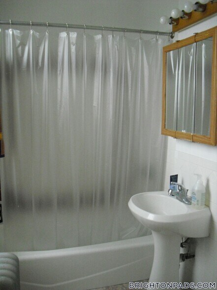 Building Photo - 17 Cummings Rd