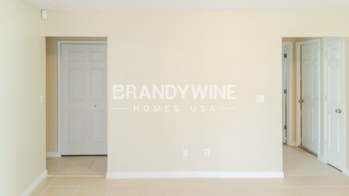Building Photo - 6933 Huntington Woods Cir W