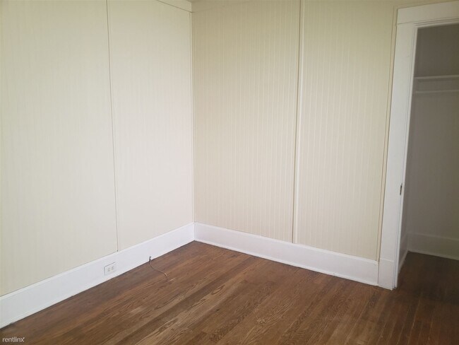 Building Photo - 2 br, 1 bath House - 259 Fox St SW