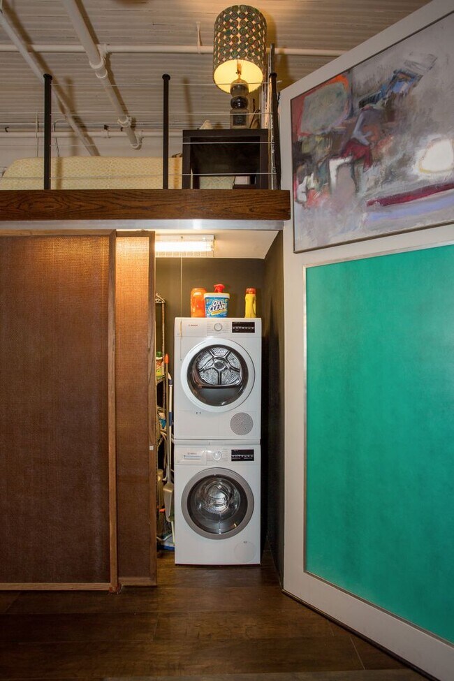 Building Photo - One of a Kind Furnished Condo in the Heart...
