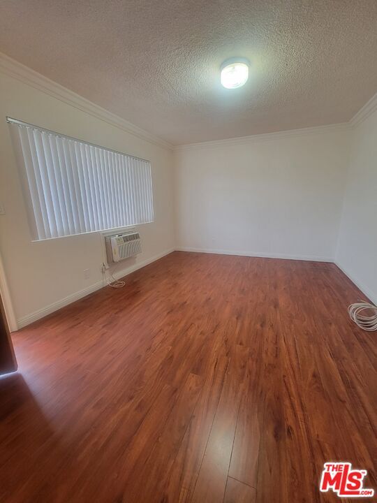 Building Photo - 1038 S Harvard Blvd