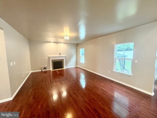 Primary Photo - 537 Potomac Rd