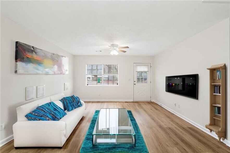 Building Photo - 6290 Love St