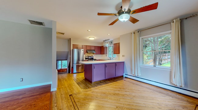 Building Photo - Spacious 3-Bedroom Split-Level with Firepl...