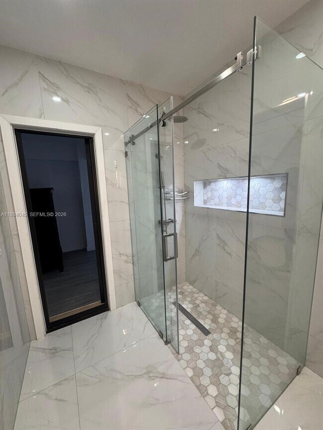 Building Photo - 16057 SW 53rd Ter