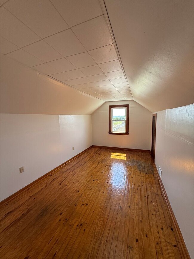 Building Photo - Charming 4-Bedroom Cape Cod Home with Spacious Yard & Storage