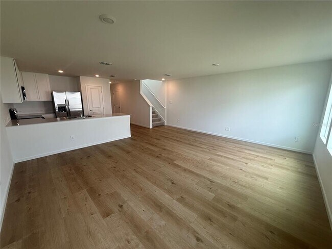 Building Photo - 1562 Plank Pl