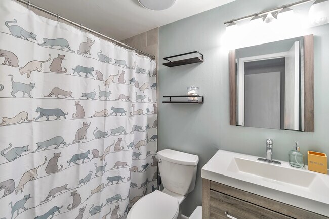 Building Photo - 12447 Mondragon Dr