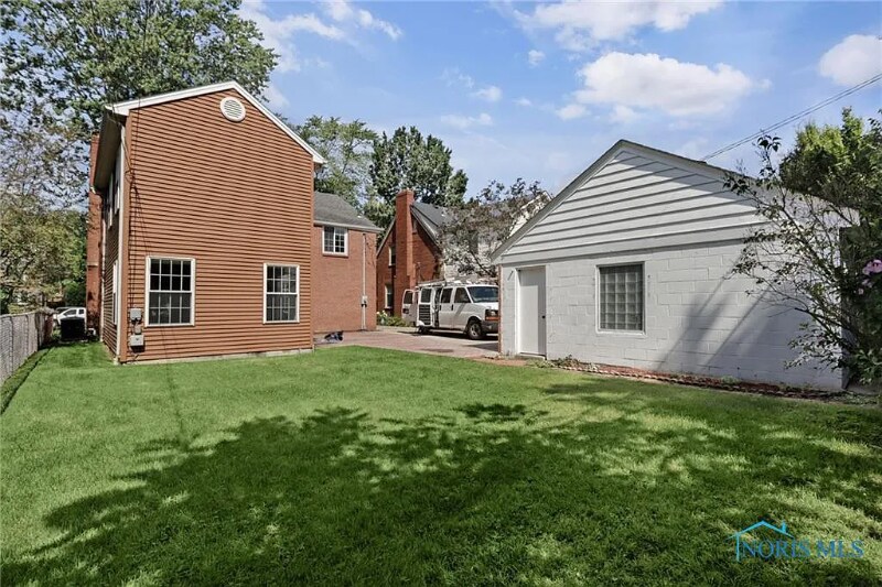 Building Photo - 2310 Goddard Rd