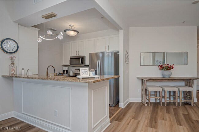 Building Photo - 8010 Via Sardinia St