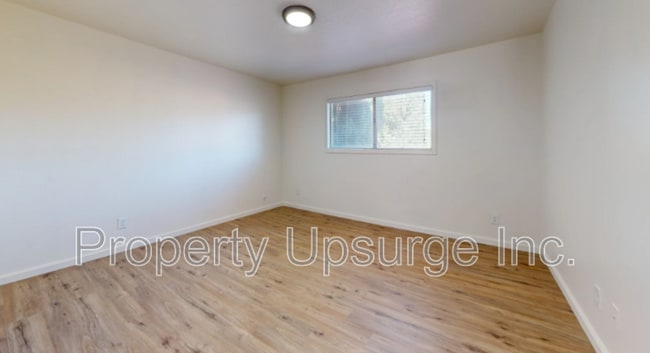 Building Photo - 1063 Del Sol Pl
