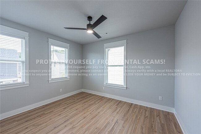 Building Photo - 1030 S Laramie Hts
