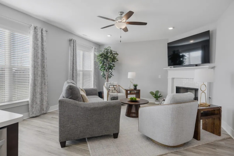 Building Photo - 129 Weller Ln