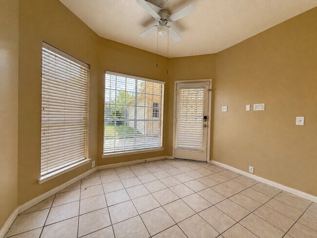 Building Photo - 3411 Ashfield Dr