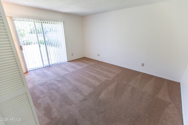 Building Photo - 7911 East Vía de Belleza