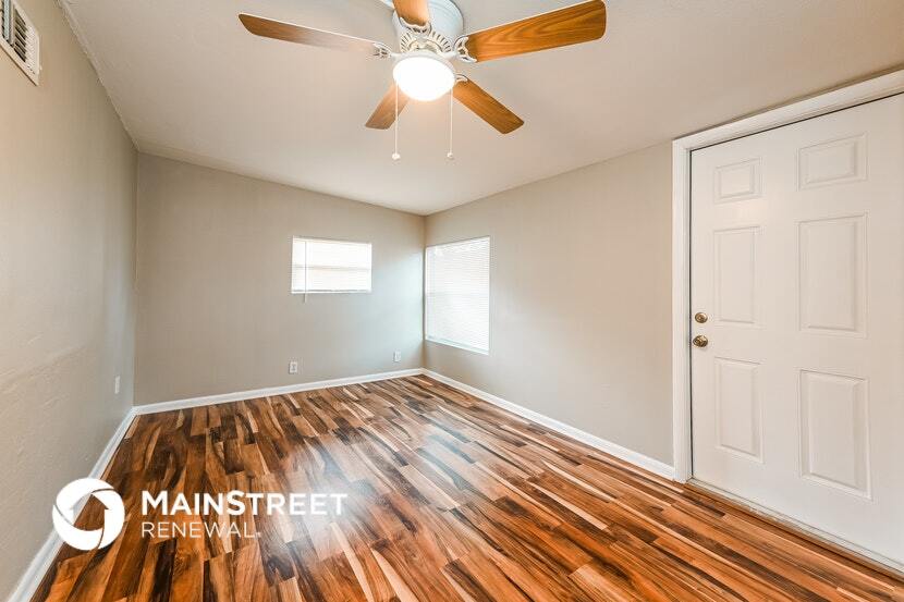 Building Photo - 1320 49th Street N