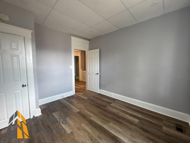 Building Photo - Updated 4 Bedroom Home in the Heart of Bal...