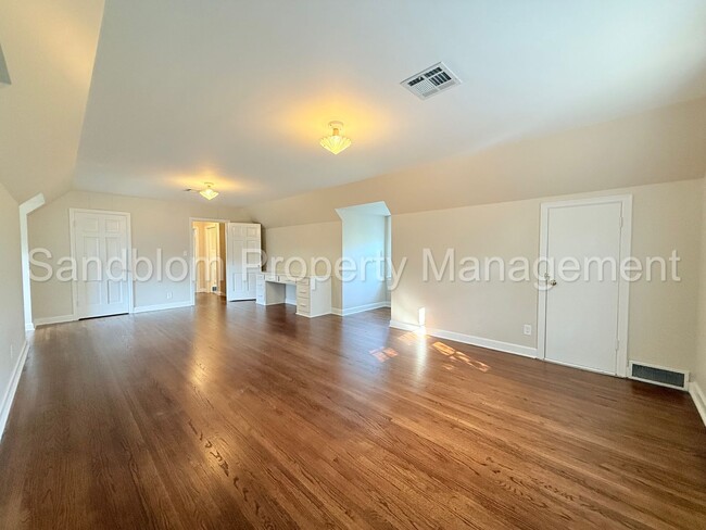Building Photo - For Lease | Midtown Tulsa | Available Now!