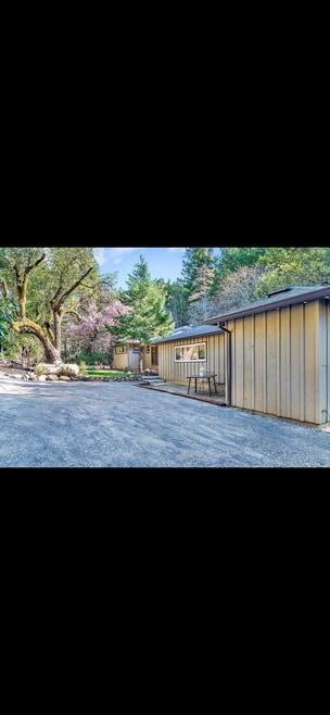 Building Photo - 3180 Calistoga Rd